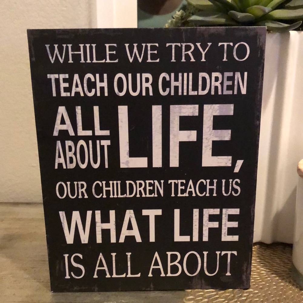 Black and White Box Family Sign By Barnyard Designs